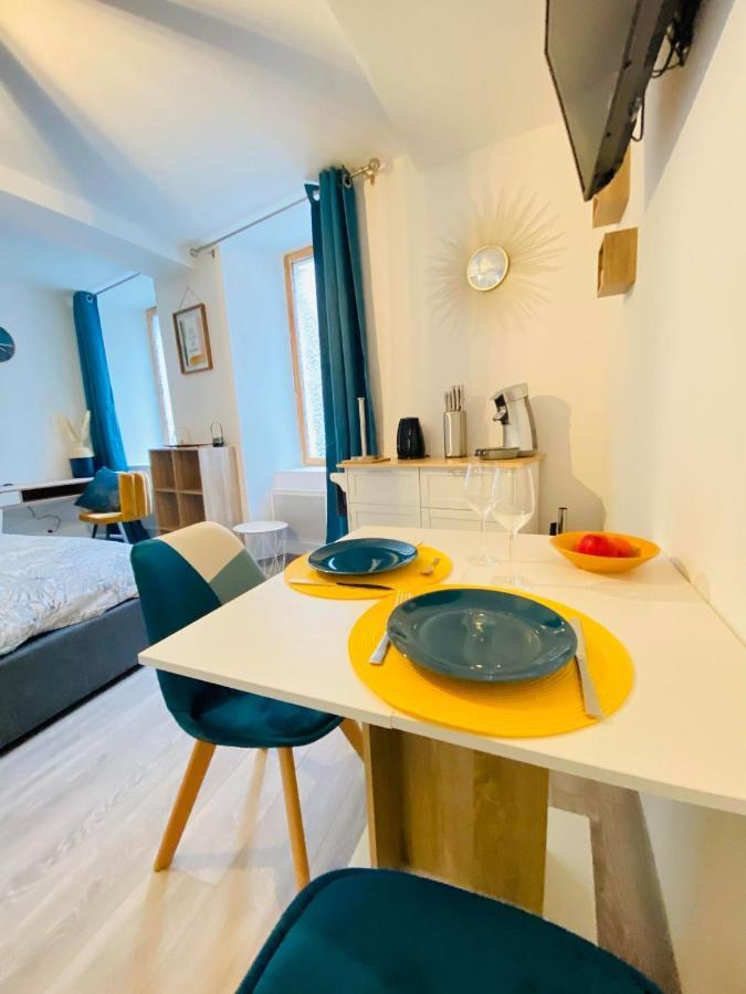 לאון Appartement Chic מראה חיצוני תמונה